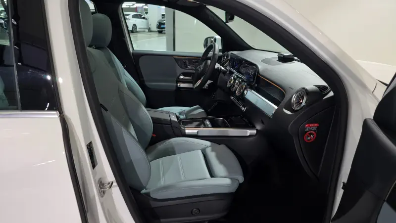 Mercedes-Benz EQB