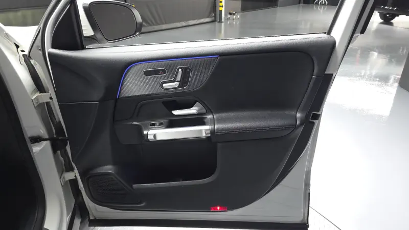 Mercedes-Benz GLB-Class
