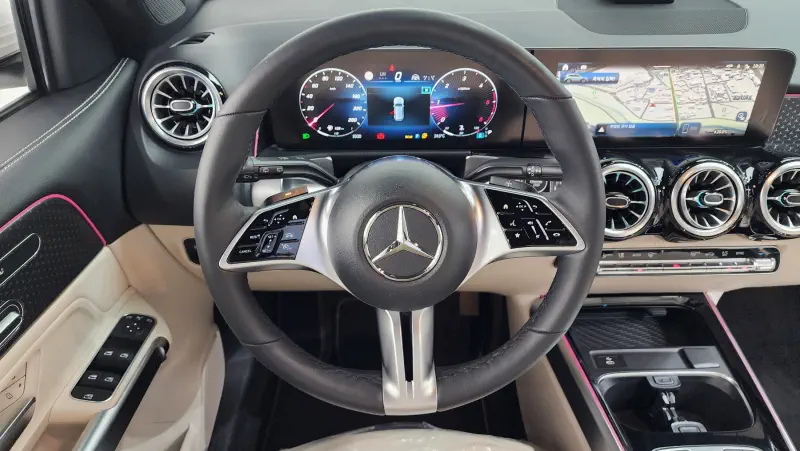 Mercedes-Benz GLB-Class
