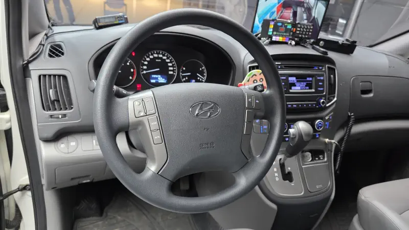 Hyundai Grand Starex