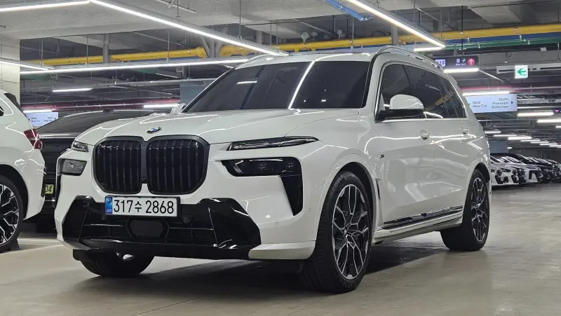 BMW X7