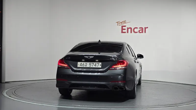 Genesis G70