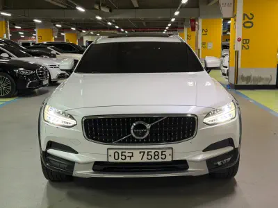 Volvo V90