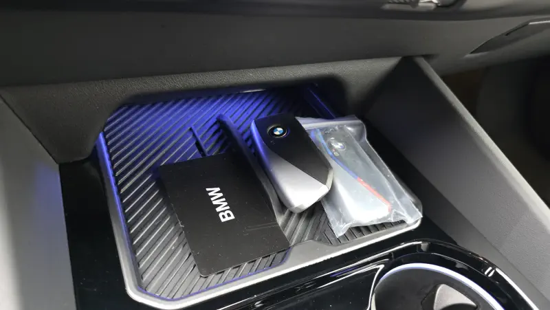 BMW i5
