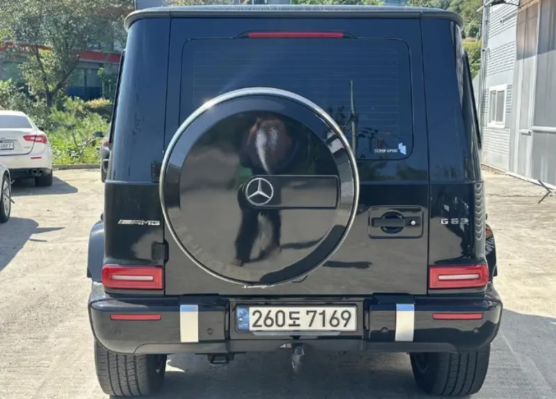 Mercedes-Benz G-Class