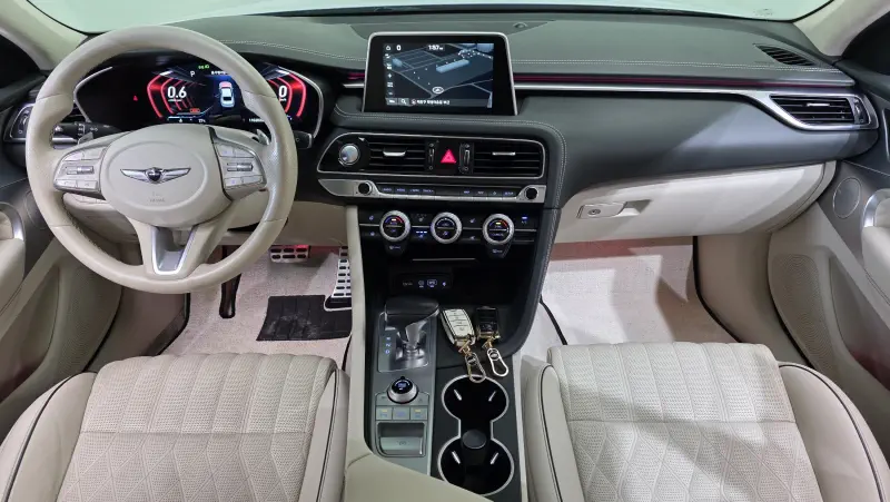 Genesis G70