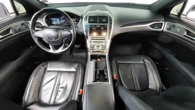Lincoln Mkz