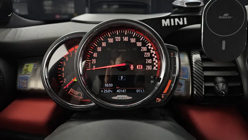 MINI Hatch