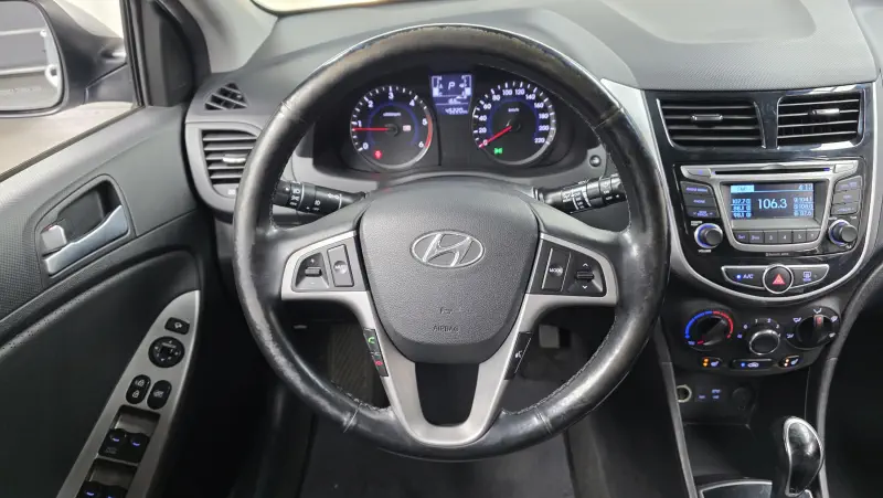 Hyundai Accent