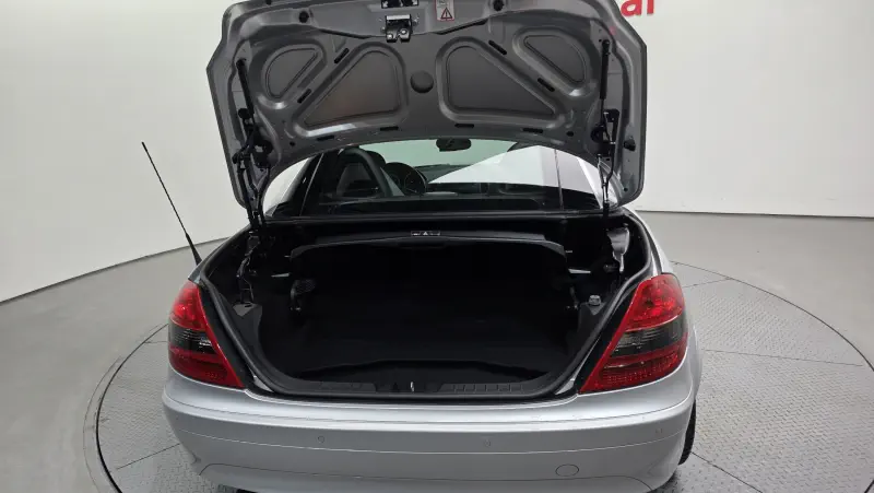 Mercedes-Benz SLK-Class