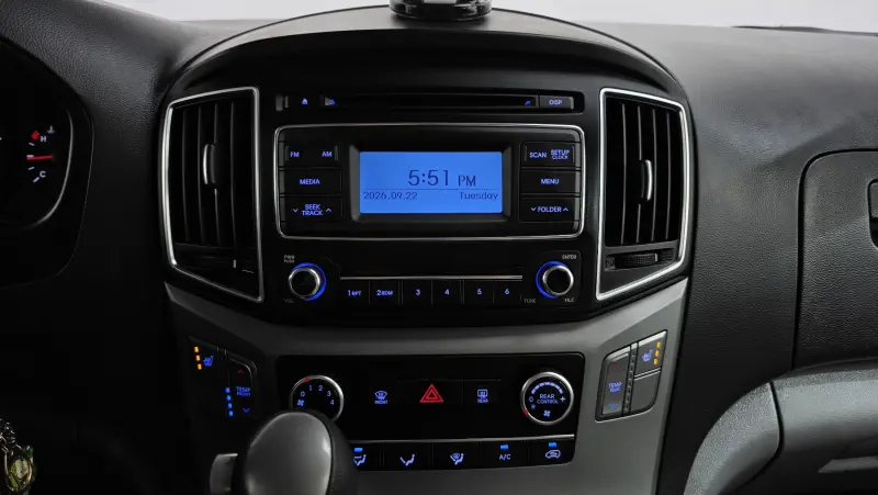 Hyundai Grand Starex