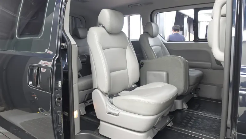 Hyundai Grand Starex