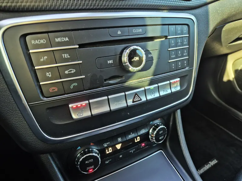 Mercedes-Benz GLA-Class