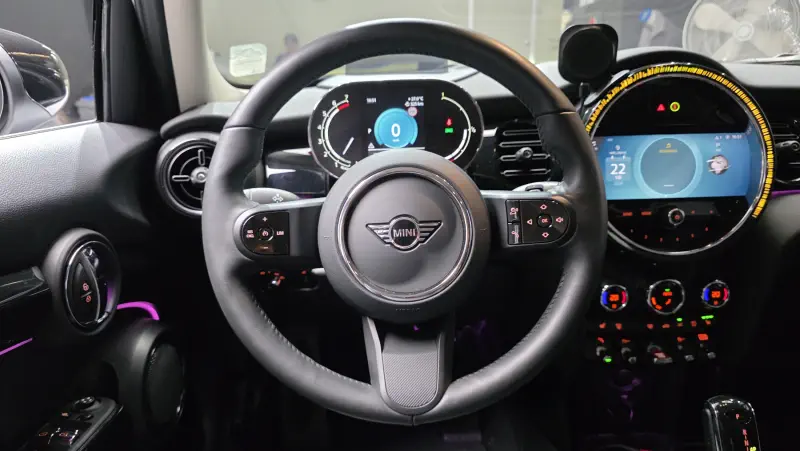 MINI Hatch