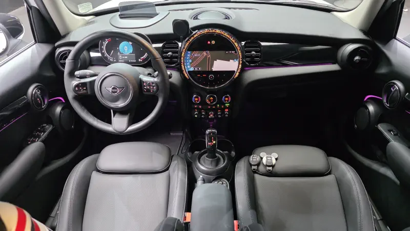 MINI Hatch