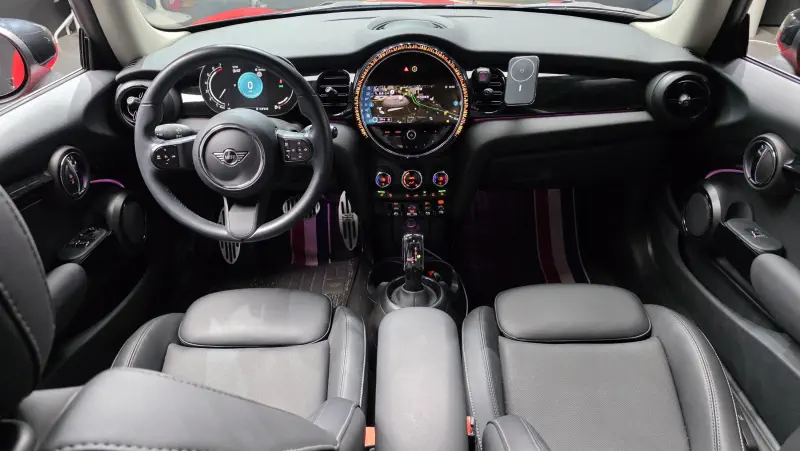 MINI Hatch