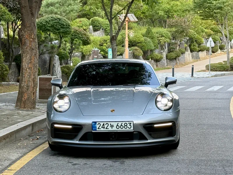 Porsche 911