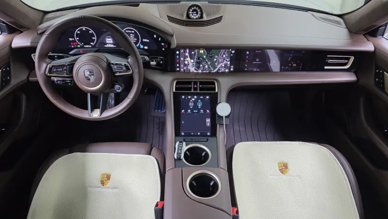 Porsche Taycan