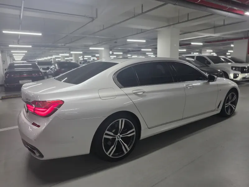 Купить BMW 7-Series Gwangju из Кореи
