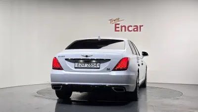 Genesis EQ900
