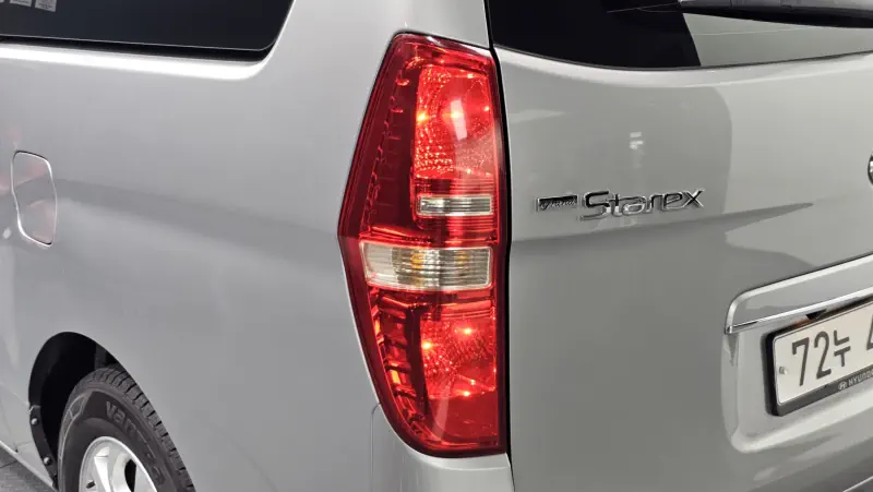 Hyundai Grand Starex
