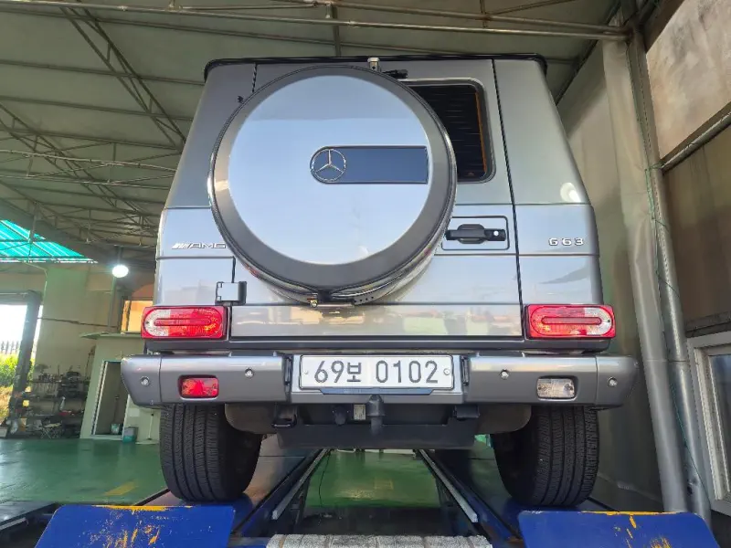 Mercedes-Benz G-Class