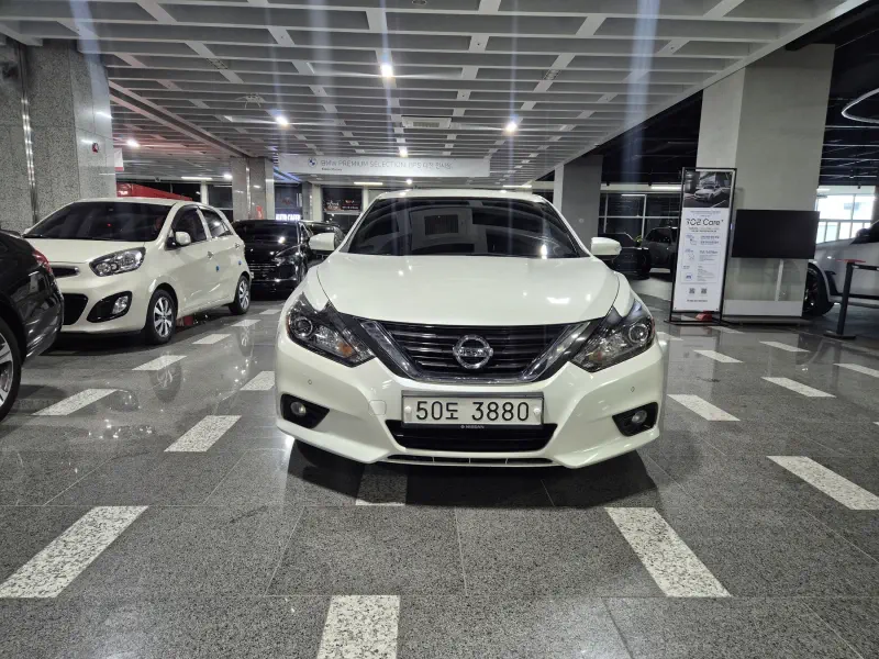 Nissan Altima