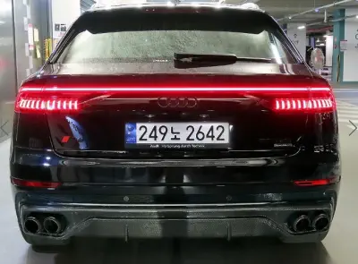 Audi Q8