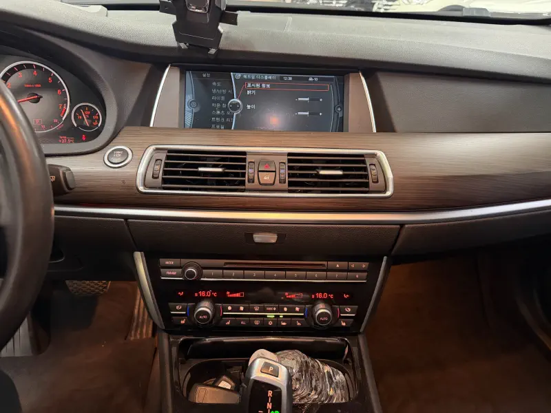 BMW 5-Series Gran Turismo
