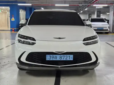 Genesis GV60