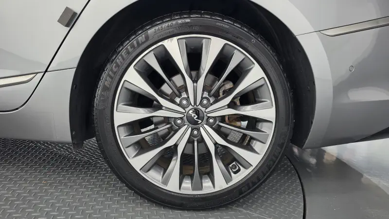 Kia K8