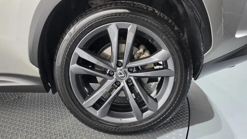 Lexus NX350h