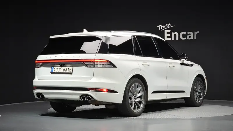 Lincoln Aviator