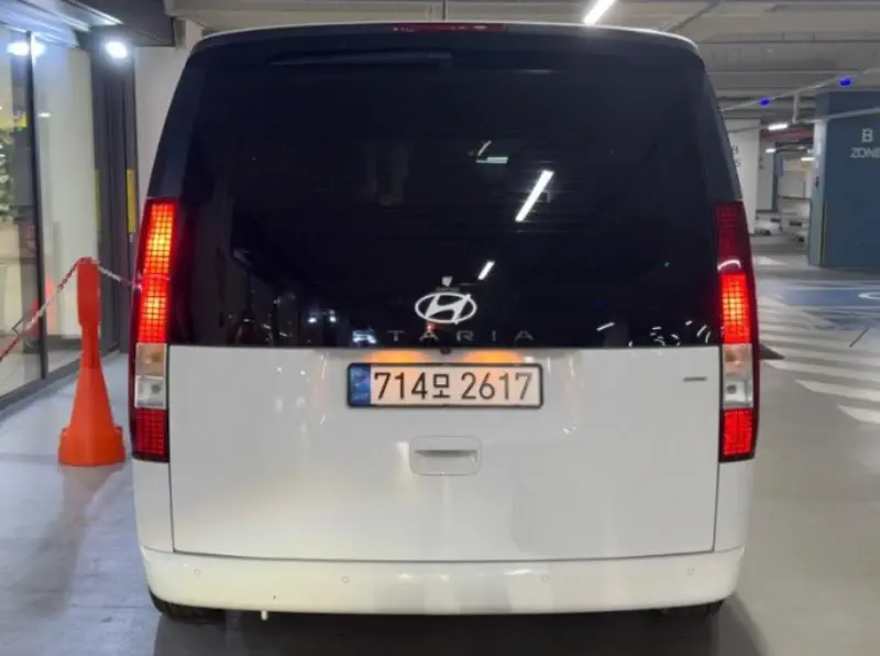 Hyundai Staria