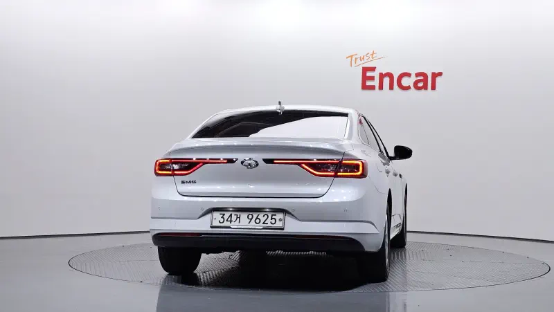 Renault Samsung SM6