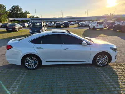 Hyundai Aslan