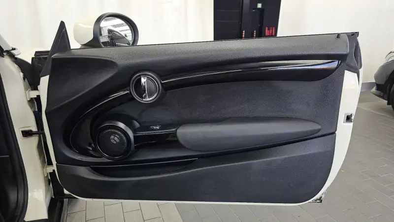 MINI Cabrio