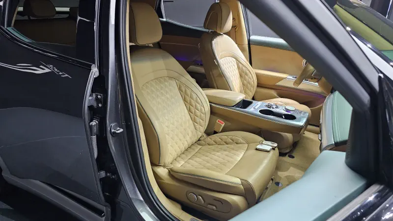 Genesis GV60