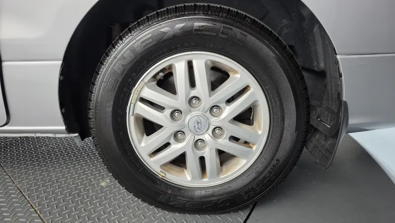 Hyundai Grand Starex