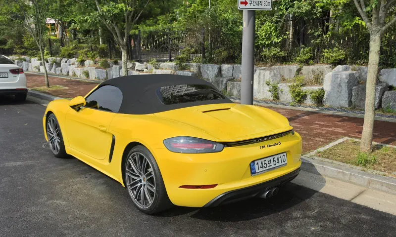 Porsche Boxster