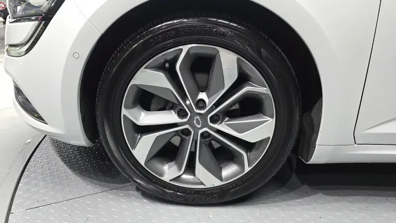 Renault Samsung SM6