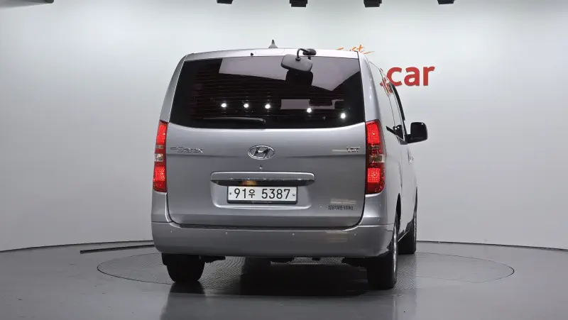 Hyundai Grand Starex