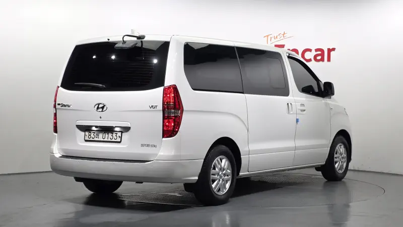 Hyundai Grand Starex