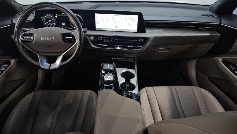 Kia K8