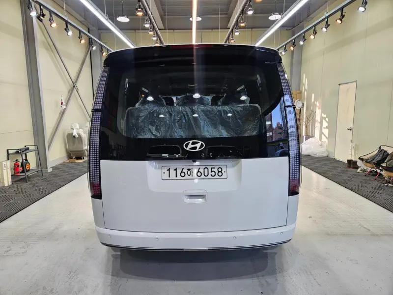 Hyundai Staria