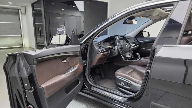 BMW 5-Series Gran Turismo