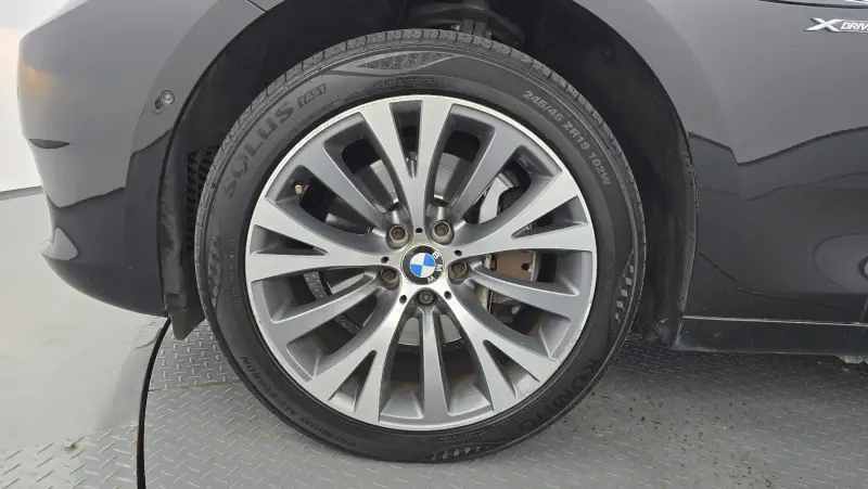BMW 5-Series Gran Turismo
