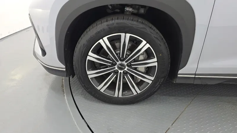 BYD Sealion 7