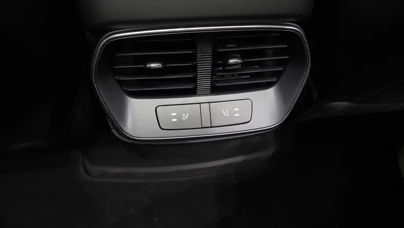 BYD Sealion 7