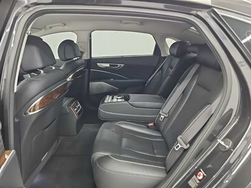Kia K9